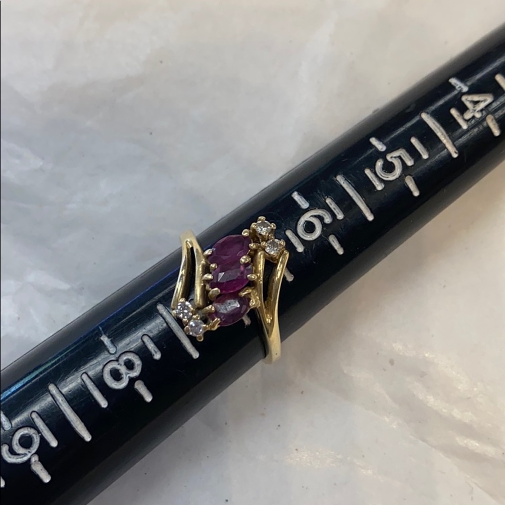 14k Solid Gold Diamonds Ruby Ring - image 3